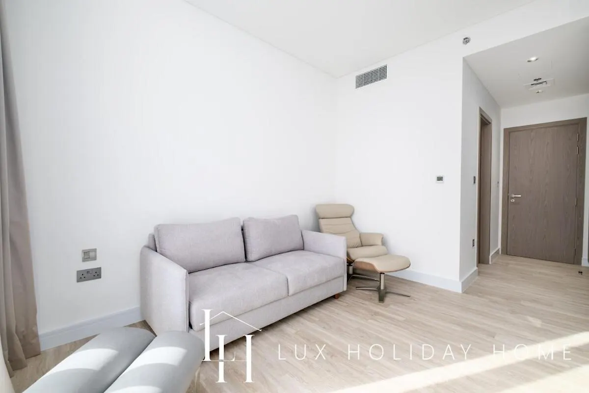 Lux The Burj Khalifa Lagoon View Suite 3 ドバイ