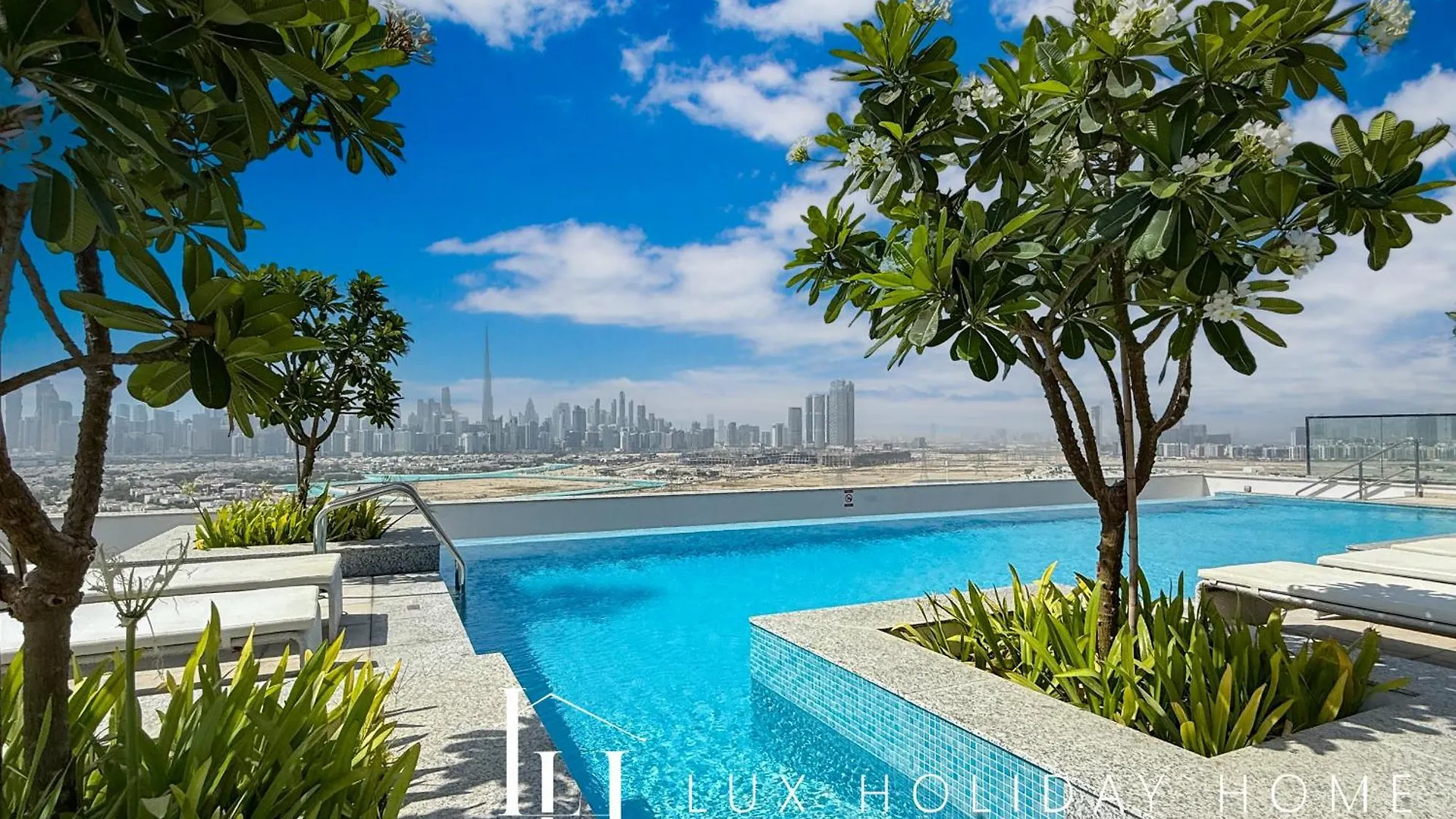 Lux The Burj Khalifa Lagoon View Suite 3 Dubai 0*,